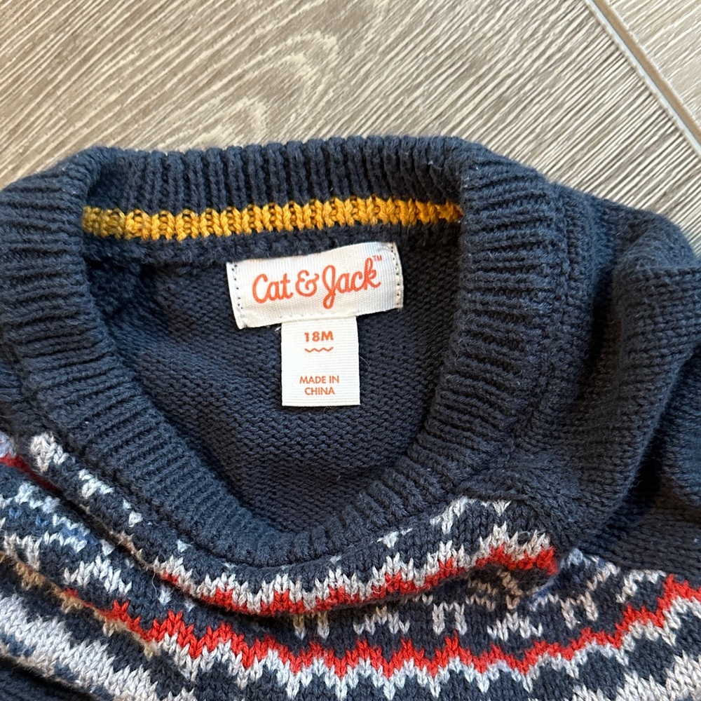 Patterned Kids Sweater Set - Picture 3 of 3